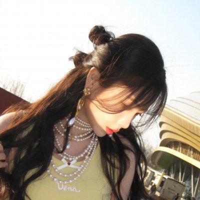 甜蜜的艾玛，亲爱的芭比封面